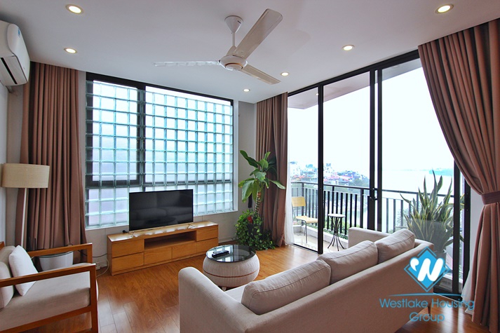 Top Trendy furnished 2 bedroom apartment with vintage elements with a lot of natural light and lake view 